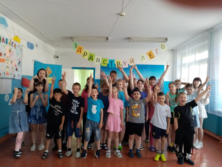 2 июня в филиале «Новосклюихинская ООШ» начал работу пришкольный оздоровительный лагерь «Улыбка»..